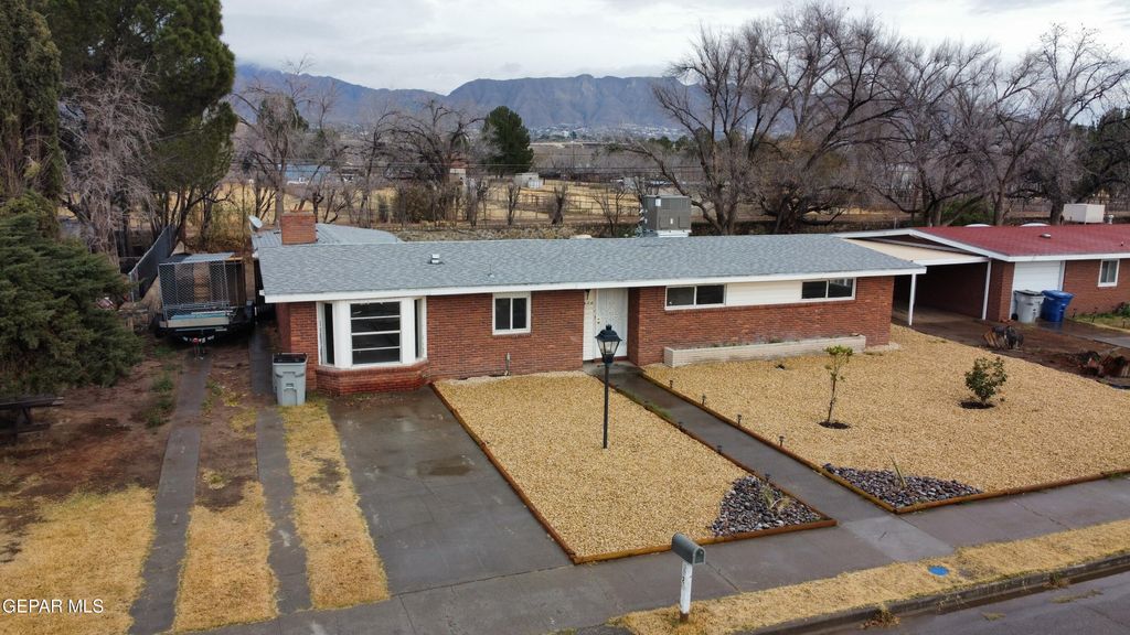 4424 THRUSH Way, El Paso, TX 79922