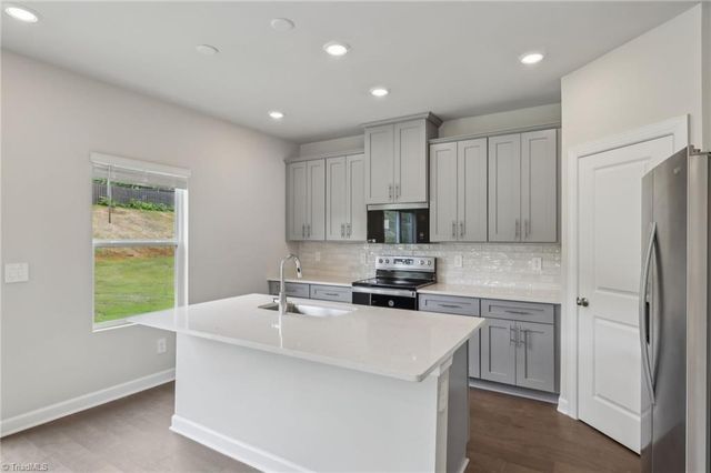 196 Murphy Meadow Road, Mocksville, NC 27028