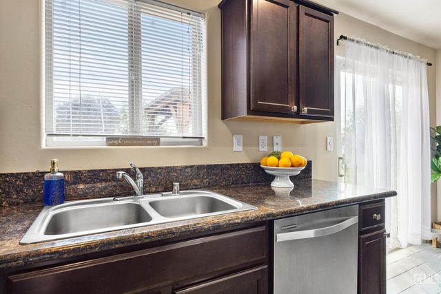 6301 Estavez Street, Bakersfield, CA 93307