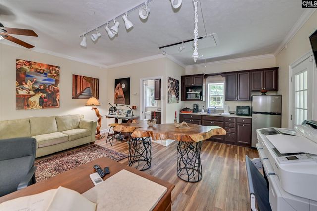 215 Barnard Avenue SE, Aiken, SC 29801