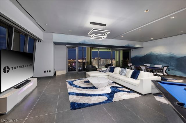 4381 West Flamingo Road 55302, Las Vegas, NV 89103