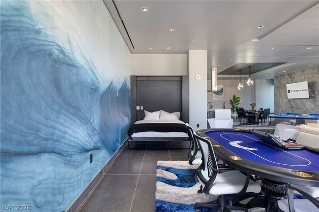 4381 West Flamingo Road 55302, Las Vegas, NV 89103