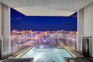 4381 West Flamingo Road 55302, Las Vegas, NV 89103