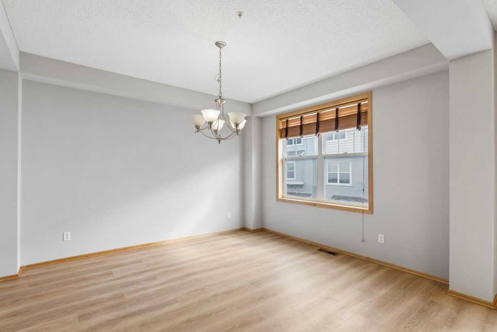 1662 Village Trail E 3, Maplewood, MN 55109 — photo 4