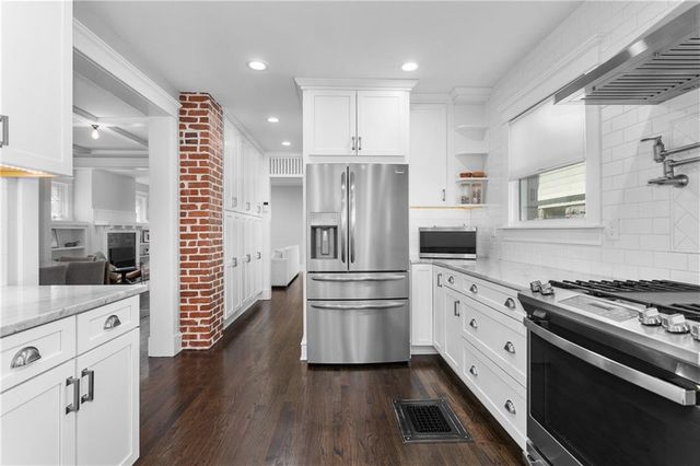 3011 Campbell Street, Kansas City, MO 64109