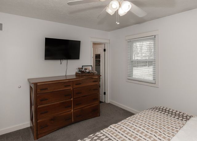 3890 Tanglefoot Court, Bettendorf, IA 52722