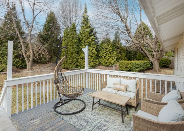 3890 Tanglefoot Court, Bettendorf, IA 52722