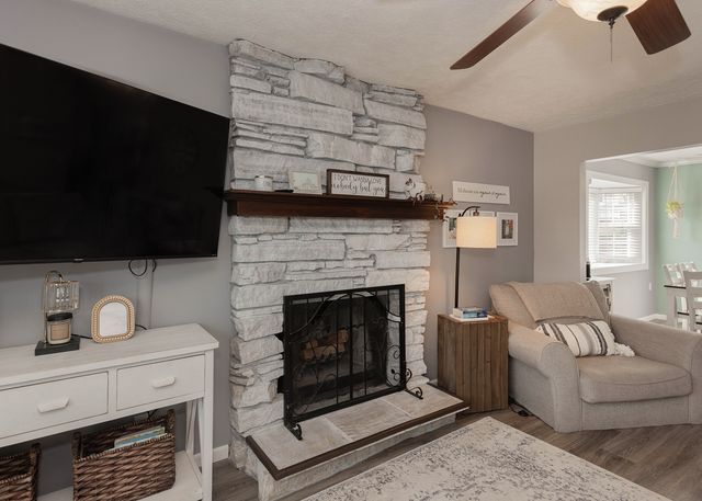 3890 Tanglefoot Court, Bettendorf, IA 52722