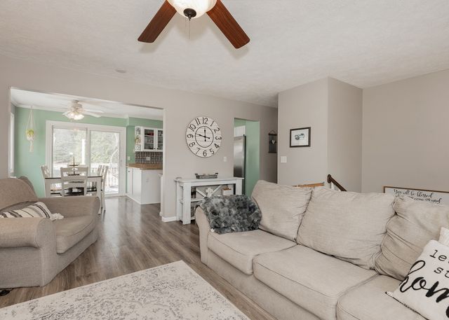 3890 Tanglefoot Court, Bettendorf, IA 52722