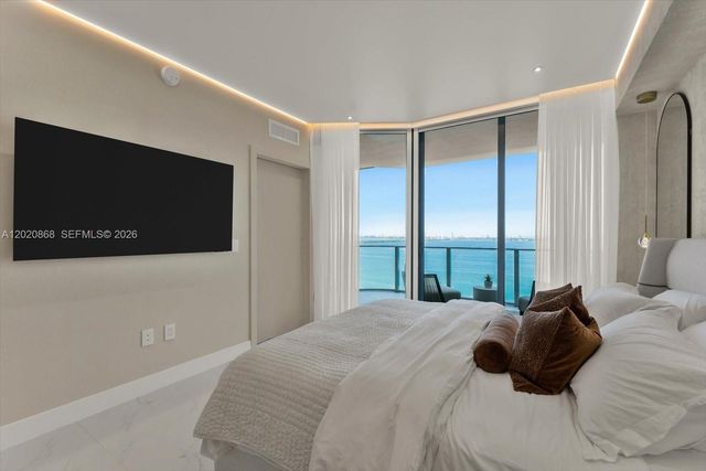700 NE 24th St 1602, Miami, FL 33137