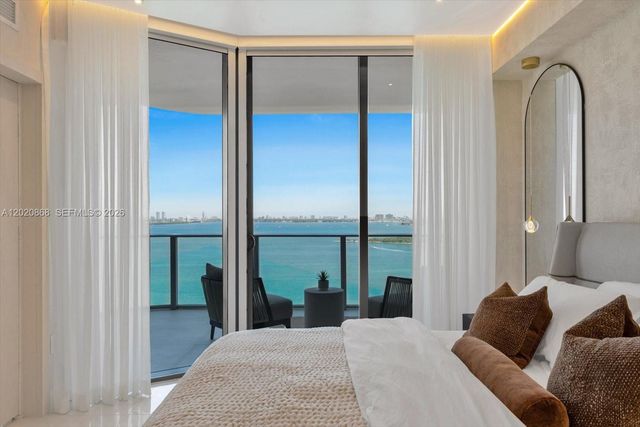 700 NE 24th St 1602, Miami, FL 33137