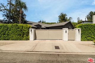 13211 Cumpston Street, Sherman Oaks, CA 91401