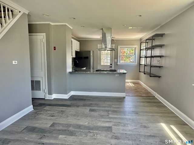 41 Albin Road, Stamford, CT 06902