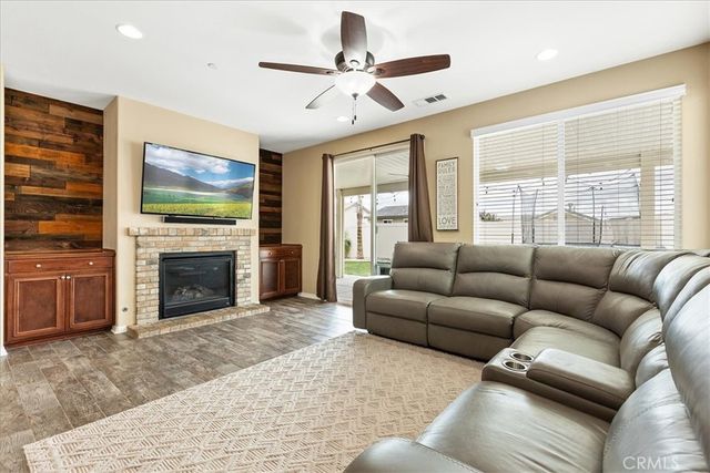 31559 Rose Sage Way, Murrieta, CA 92563