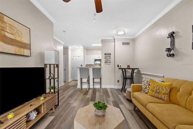 4323 BAYSIDE VILLAGE DRIVE 105, Tampa, FL 33615