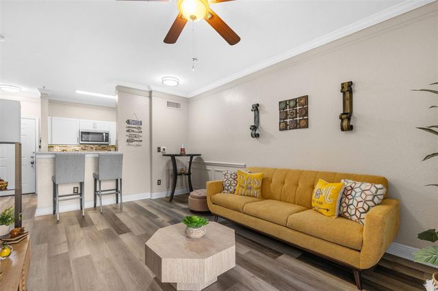 4323 BAYSIDE VILLAGE DRIVE 105, Tampa, FL 33615