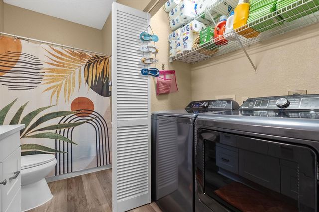 4323 BAYSIDE VILLAGE DRIVE 105, Tampa, FL 33615