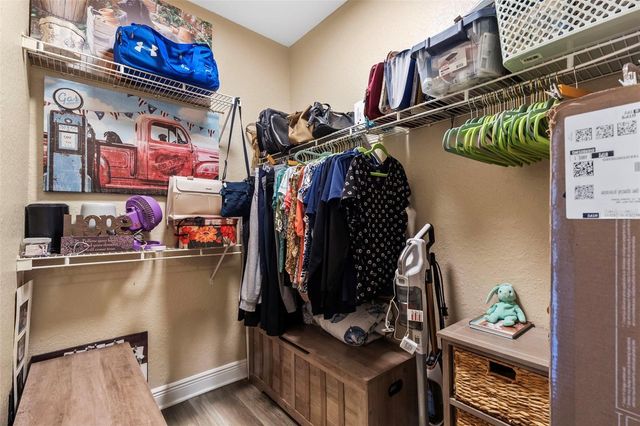 4323 BAYSIDE VILLAGE DRIVE 105, Tampa, FL 33615