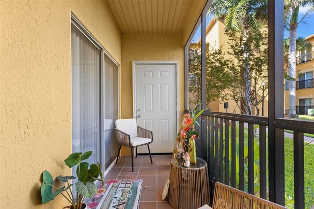 4323 BAYSIDE VILLAGE DRIVE 105, Tampa, FL 33615