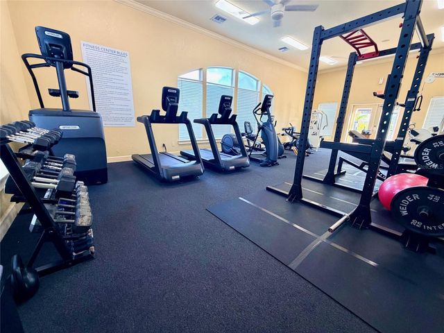 4323 BAYSIDE VILLAGE DRIVE 105, Tampa, FL 33615