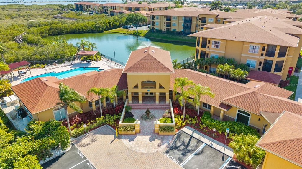 4323 BAYSIDE VILLAGE DRIVE 105, Tampa, FL 33615