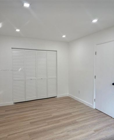 7521 NE 2nd Court 3, Miami, FL 33138