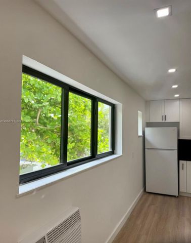 7521 NE 2nd Court 3, Miami, FL 33138