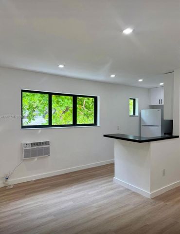 7521 NE 2nd Court 3, Miami, FL 33138