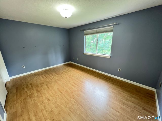 20 New Hampshire Drive 1D, New Britain, CT 06052