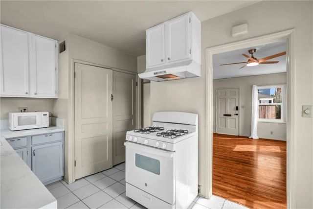 5653 E 2nd, Long Beach, CA 90803