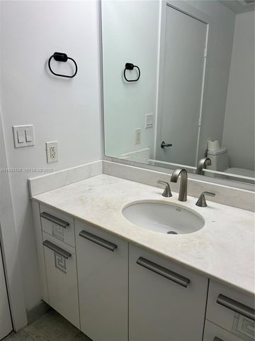 1050 Brickell Ave 608, Miami, FL 33131