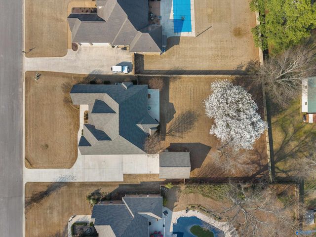 14892 Wildwood Drive, Athens, AL 35613