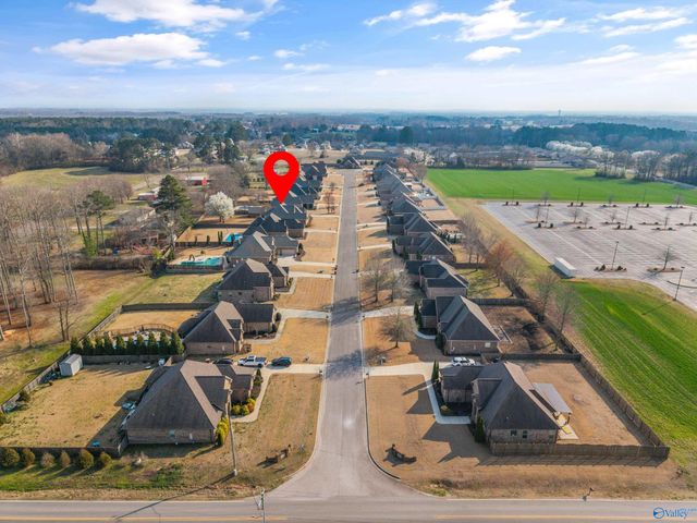 14892 Wildwood Drive, Athens, AL 35613