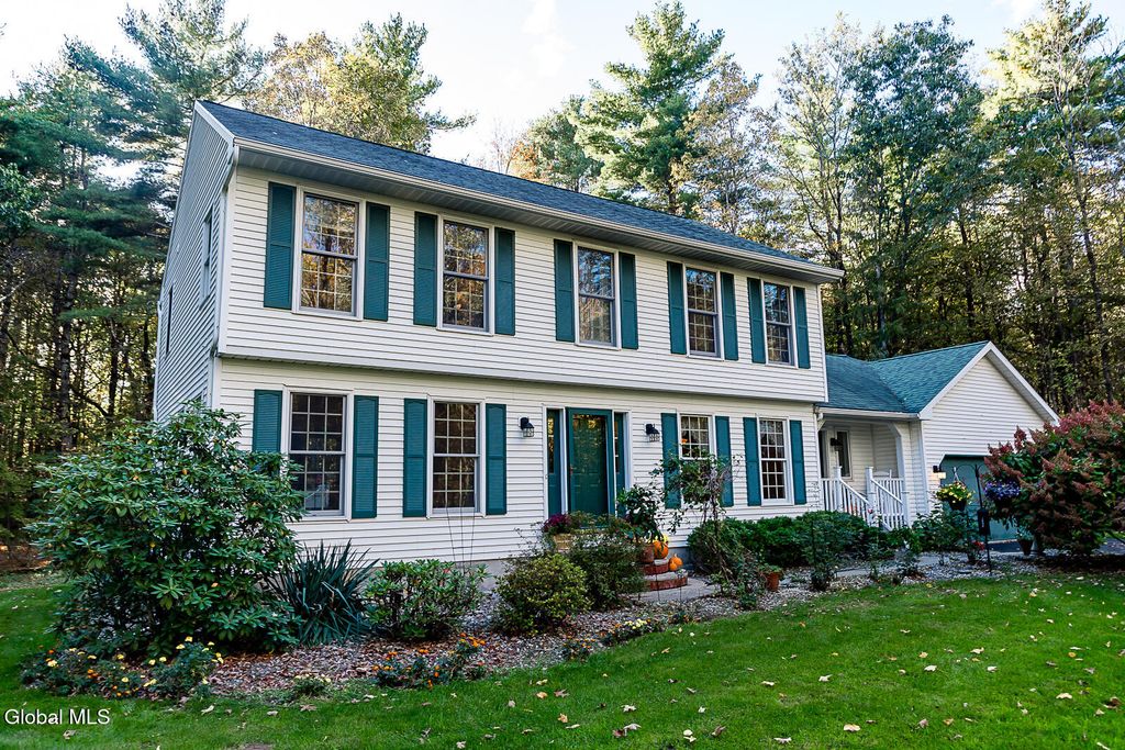 37 Knollwood Drive, Wilton, NY 12866
