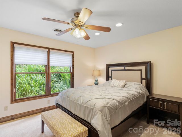 91 Brandy Run Road, Burnsville, NC 28714