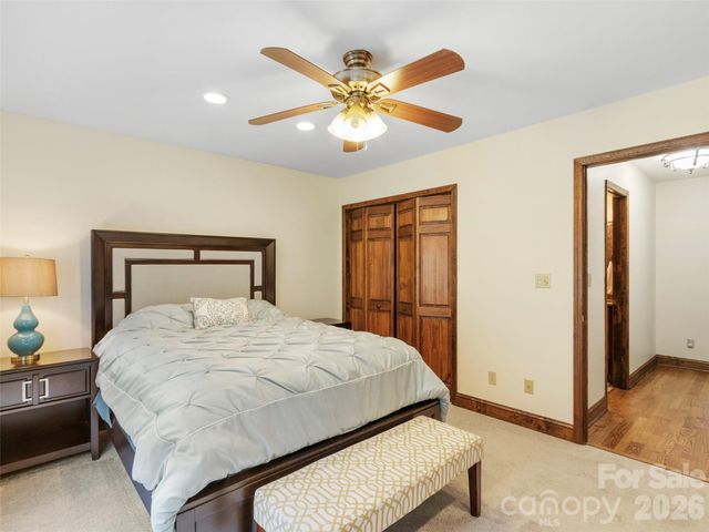 91 Brandy Run Road, Burnsville, NC 28714