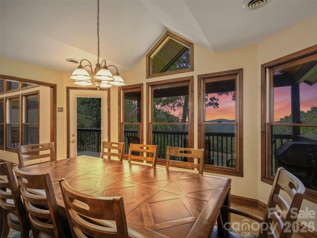 91 Brandy Run Road, Burnsville, NC 28714