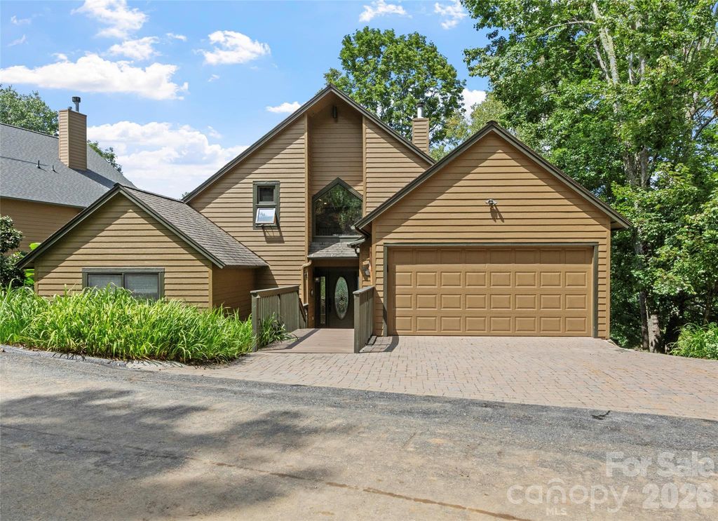 91 Brandy Run Road, Burnsville, NC 28714