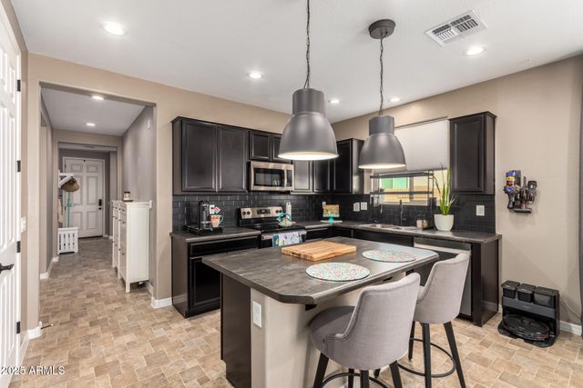 739 S 9TH Place, Coolidge, AZ 85128