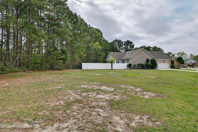 236 Foxwood Lane, Wilmington, NC 28409