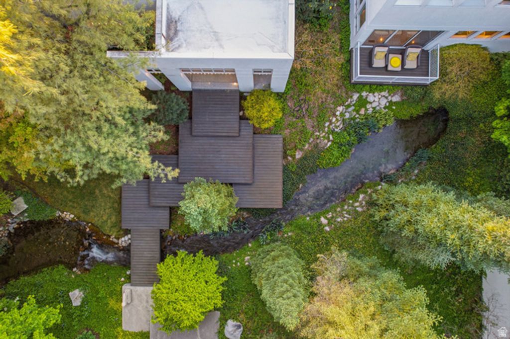 Image 139 of property listing at 2552 E WALKER LN, Salt Lake City, UT 84117