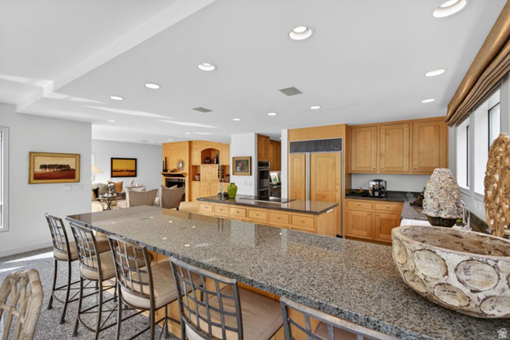 Image 25 of property listing at 2552 E WALKER LN, Salt Lake City, UT 84117