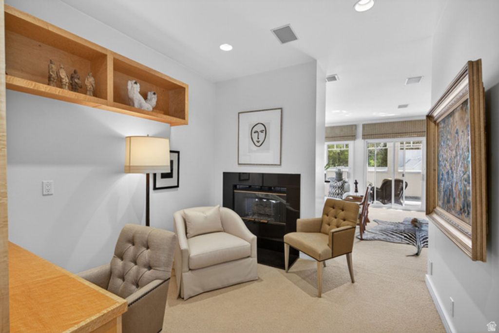 Image 56 of property listing at 2552 E WALKER LN, Salt Lake City, UT 84117
