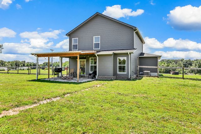 1191 Southside Rd, Southside, TN 37171