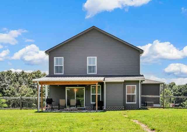 1191 Southside Rd, Southside, TN 37171