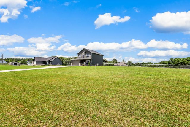 1191 Southside Rd, Southside, TN 37171