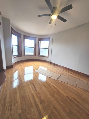 4939 S Vincennes Avenue 3, Chicago, IL 60615