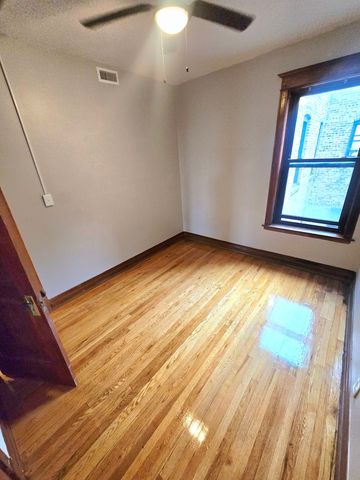 4939 S Vincennes Avenue 3, Chicago, IL 60615