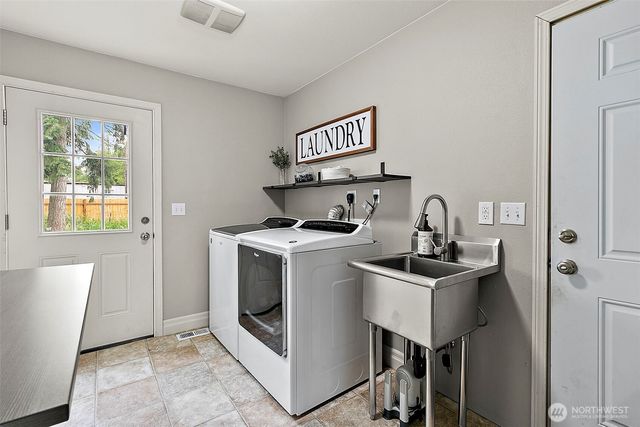 2525 104th Street E, Tacoma, WA 98445