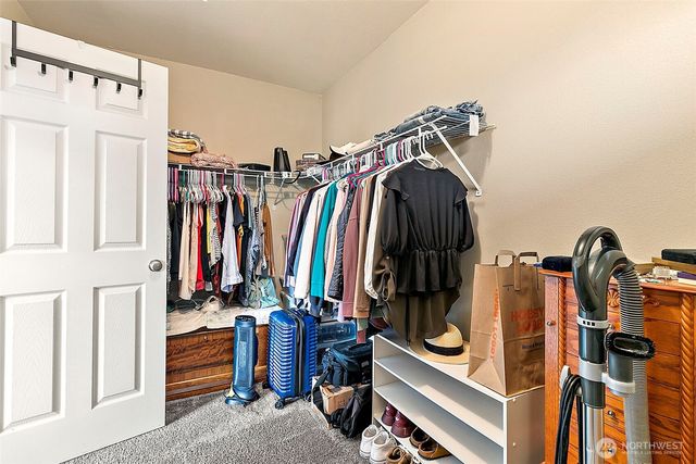 2525 104th Street E, Tacoma, WA 98445